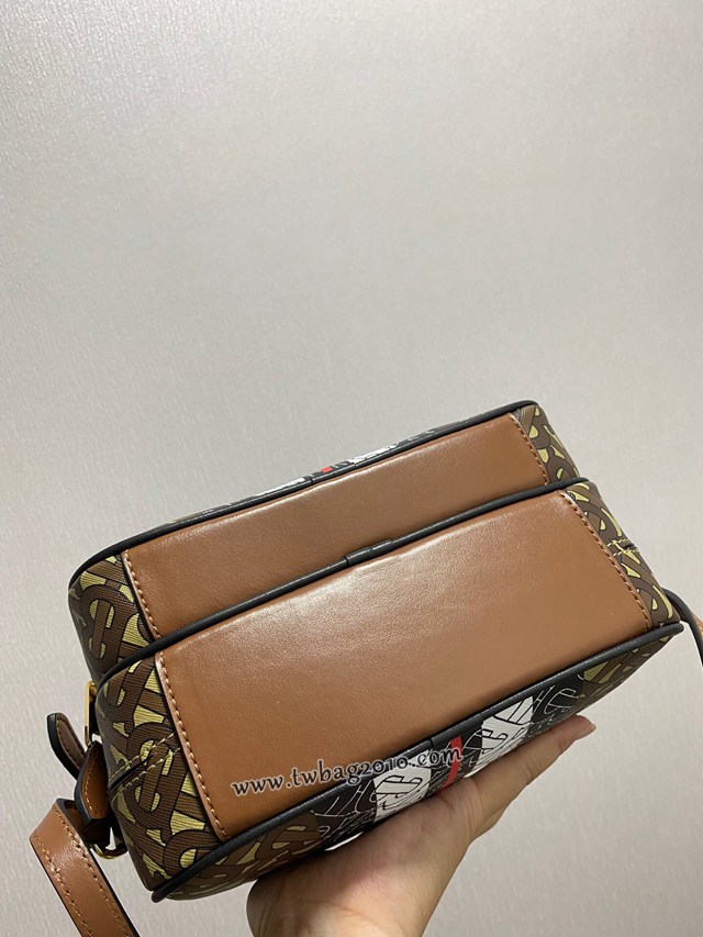 Burberry專門店新款TB相機包 巴寶莉男女款小斜挎包 yxb1313